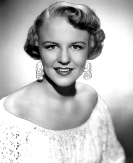 2002 – Peggy Lee Dies