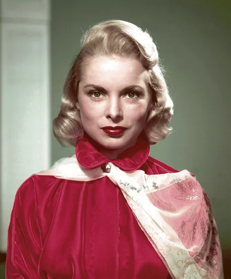 2004 – Janet Leigh Dies