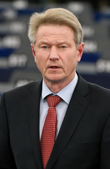 2004 – Lithuanian President Impeached