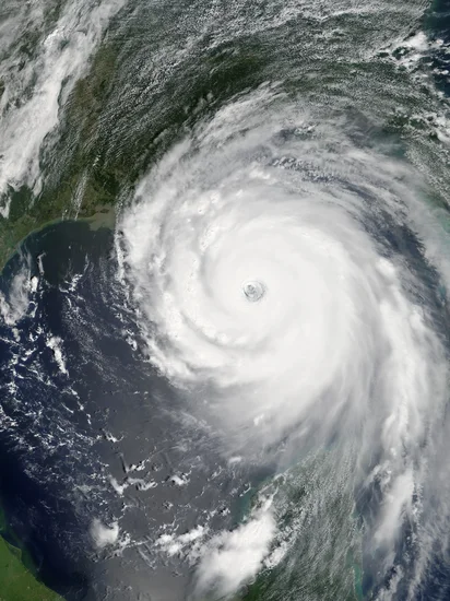 2005 – Hurricane Katrina Makes Florida Landfall