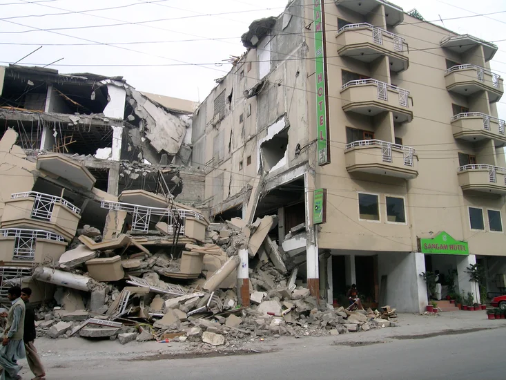 2005 – Kashmir Earthquake