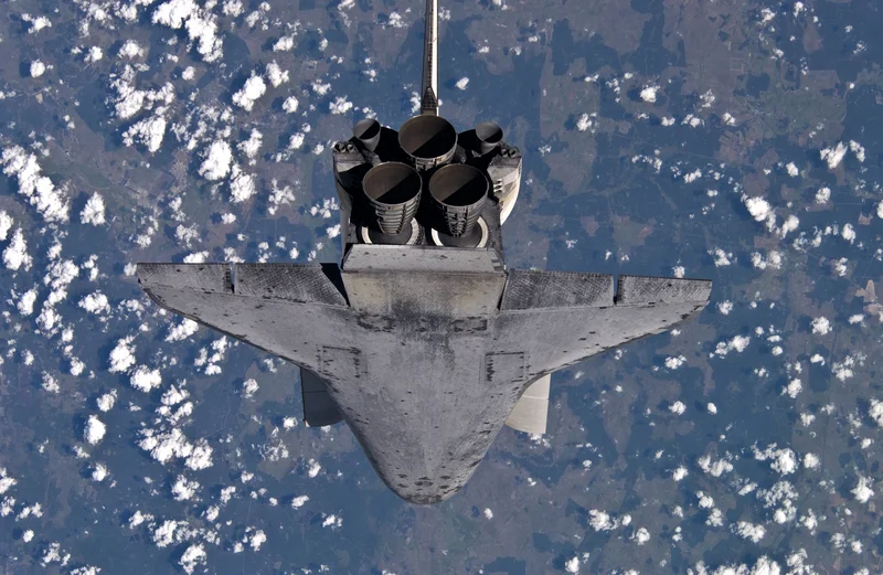 2005 – Space Shuttle Grounded