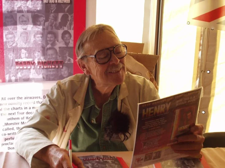 2007 – Bobby Pickett Dies