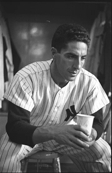 2007 – Phil Rizzuto Dies