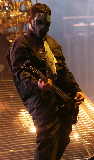 2010 – Paul Gray Dies