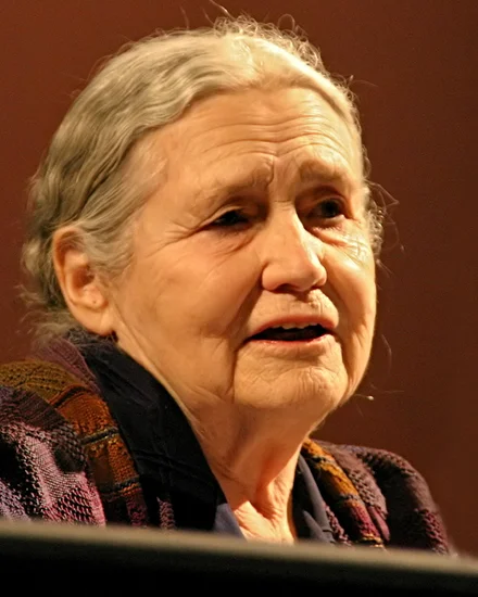 2013 – Doris Lessing Dies