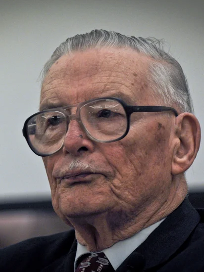 2013 – James M. Buchanan Dies