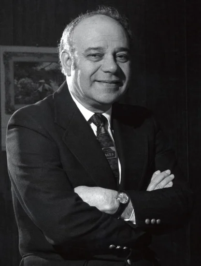 2013 – Jerome Karle Dies