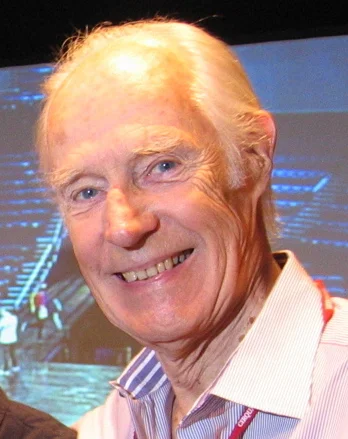 2016 – George Martin Dies