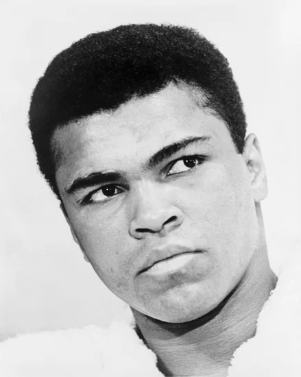 2016 – Muhammad Ali Dies
