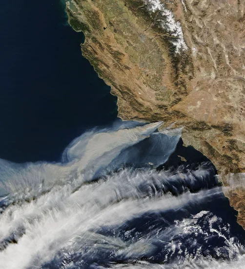 2017 – Thomas Fire Ignites
