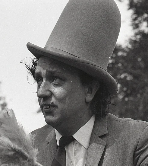 2018 – Ken Dodd Dies