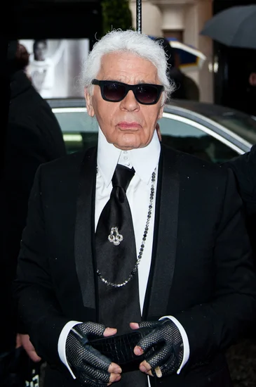2019 – Karl Lagerfeld, Fashion Visionary