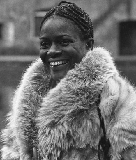 2021 – Cicely Tyson Dies