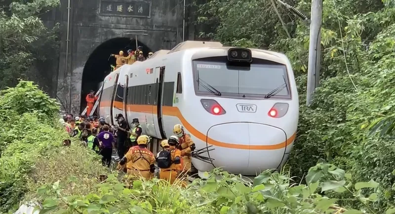 2021 – Taiwan Train Derailment Tragedy