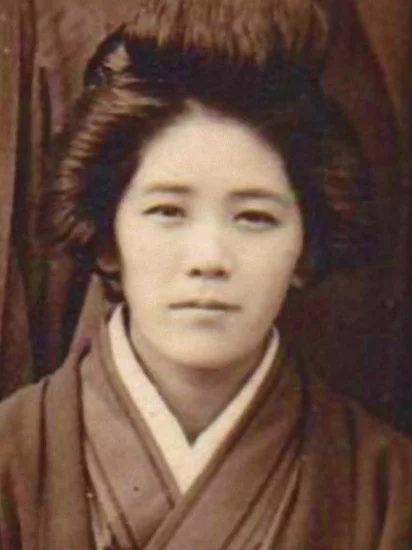 2022 – Kane Tanaka Dies