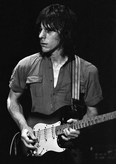 2023 – Jeff Beck Dies