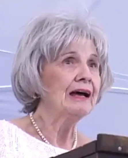 2024 – Alice Munro Dies